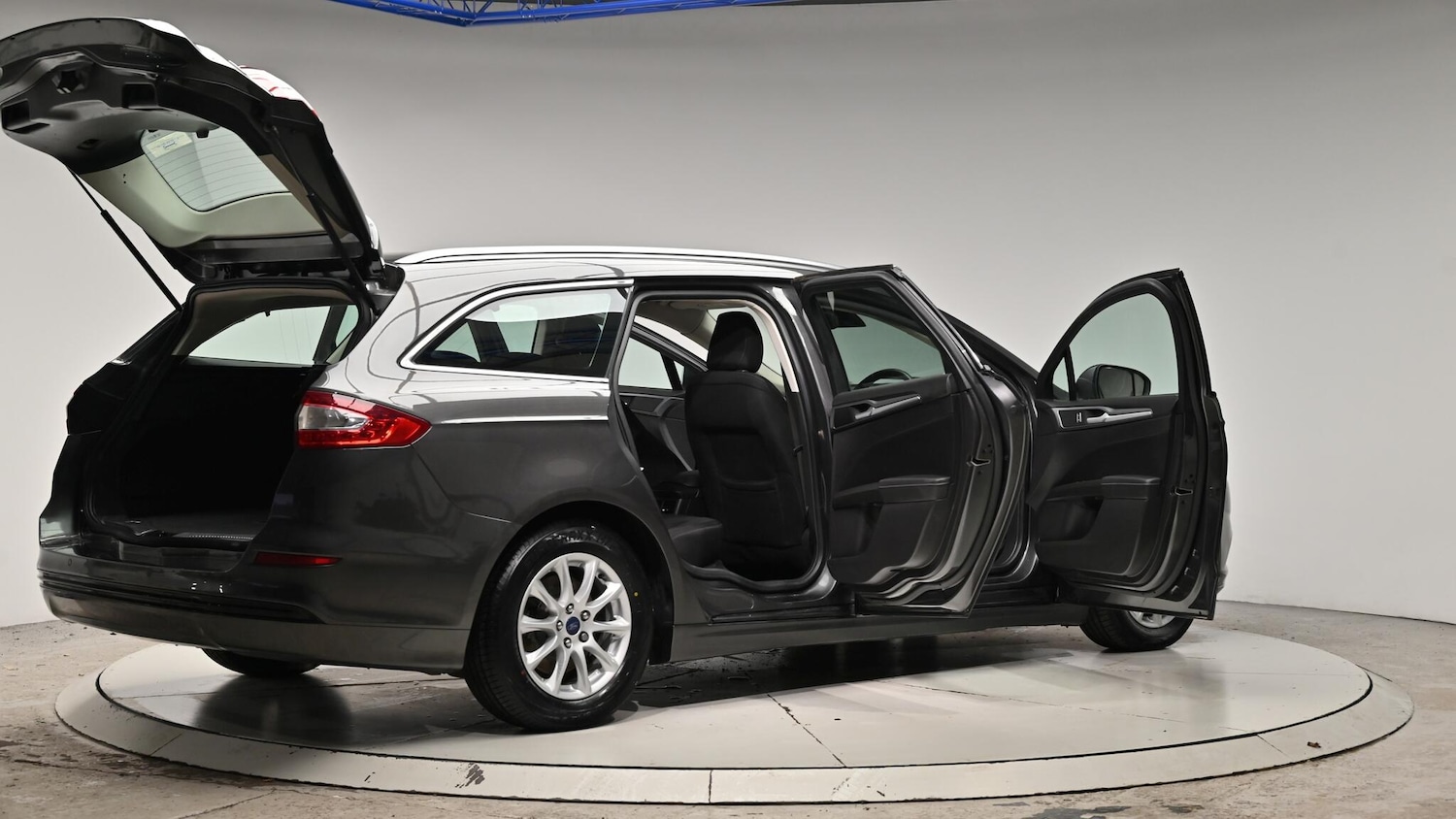 Used Ford Mondeo 2017 for sale - 76976503: Photo 70