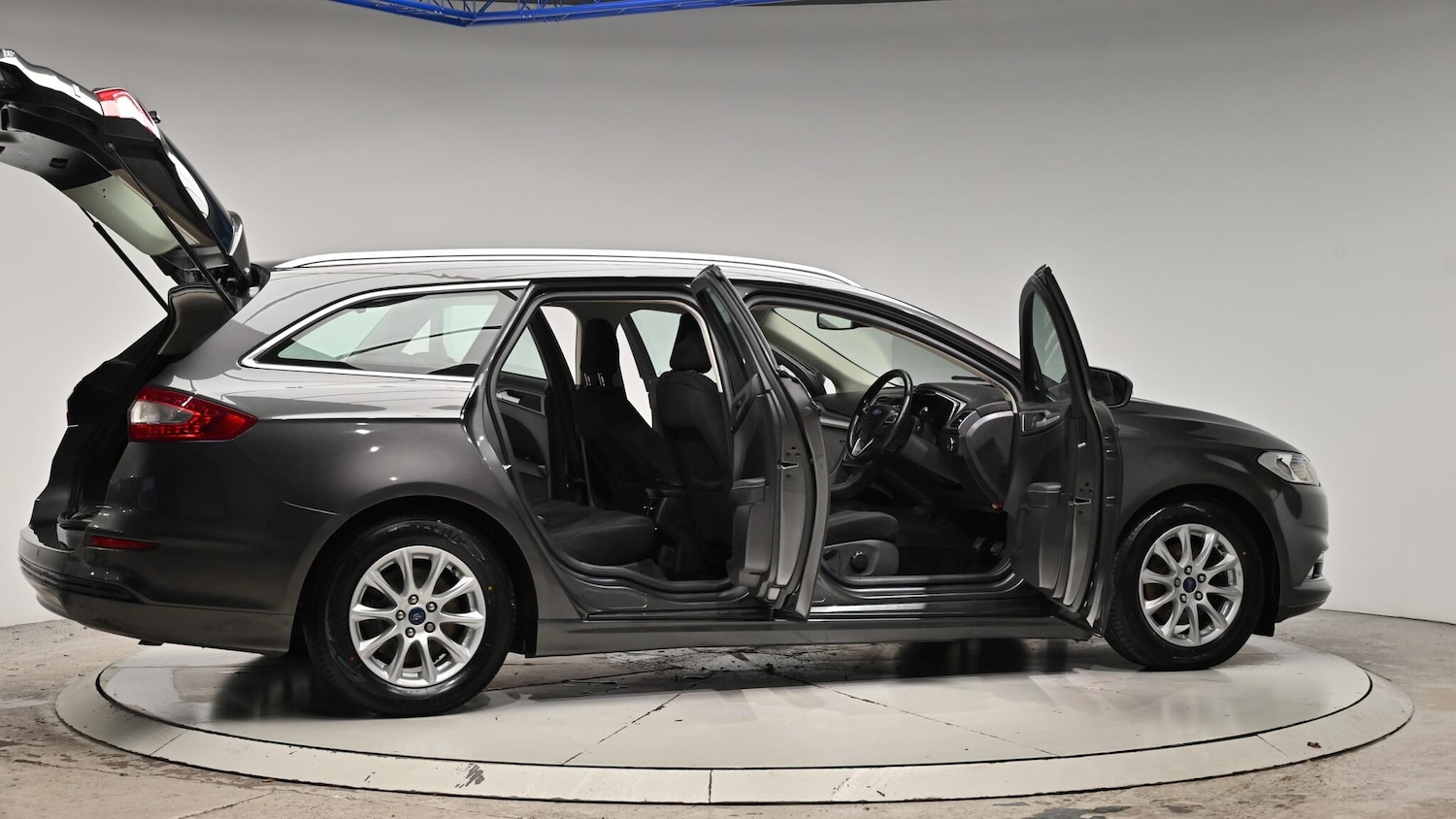 Used Ford Mondeo 2017 for sale - 76976503: Photo 72