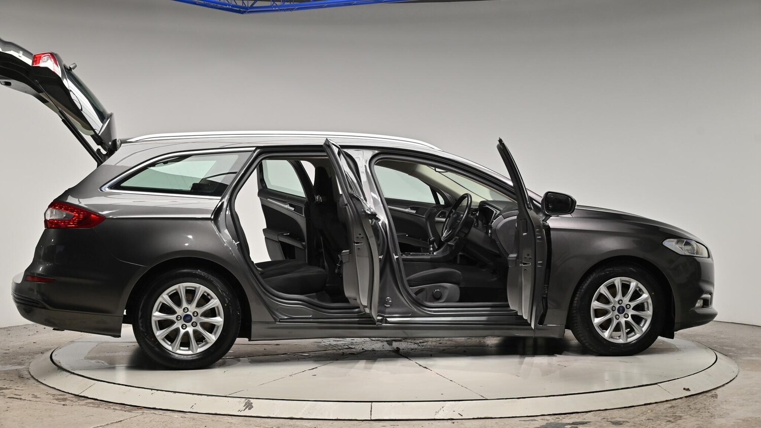 Used Ford Mondeo 2017 for sale - 76976503: Photo 73