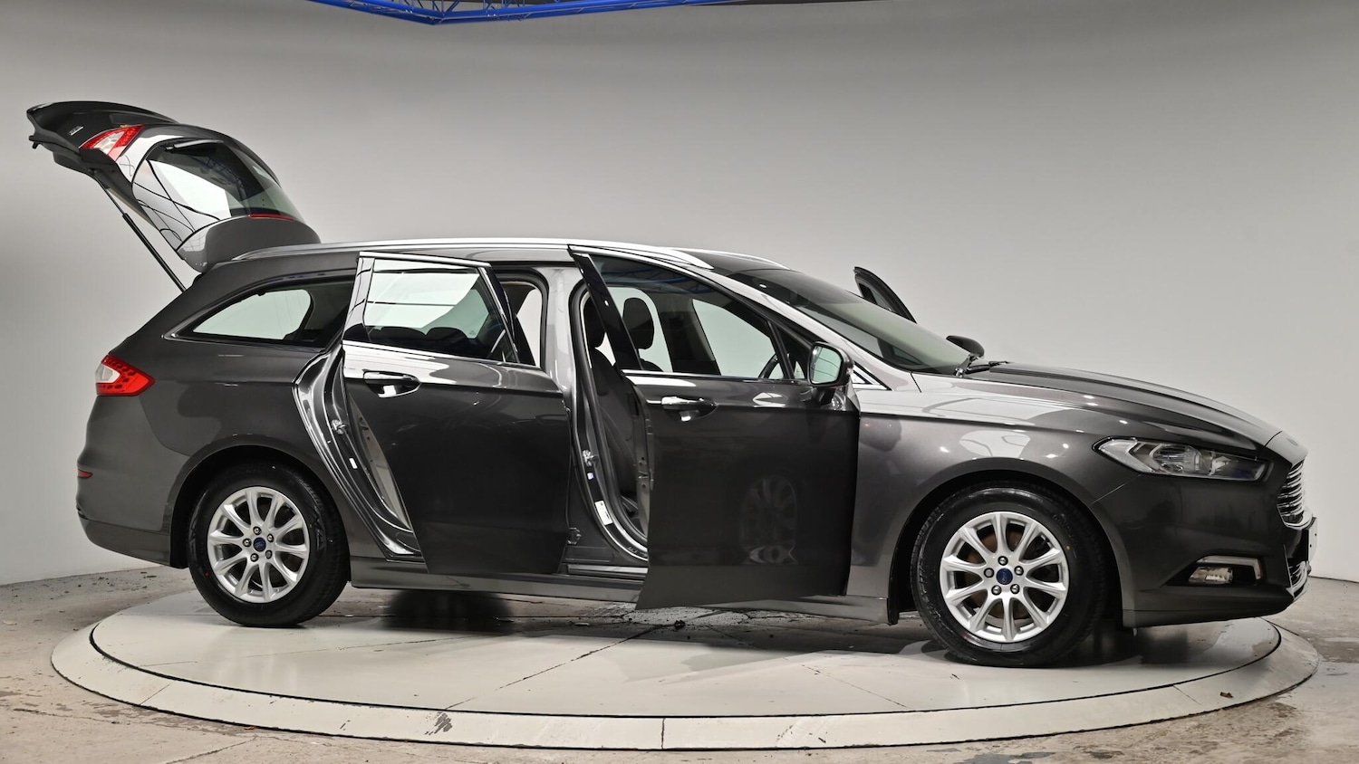 Used Ford Mondeo 2017 for sale - 76976503: Photo 76