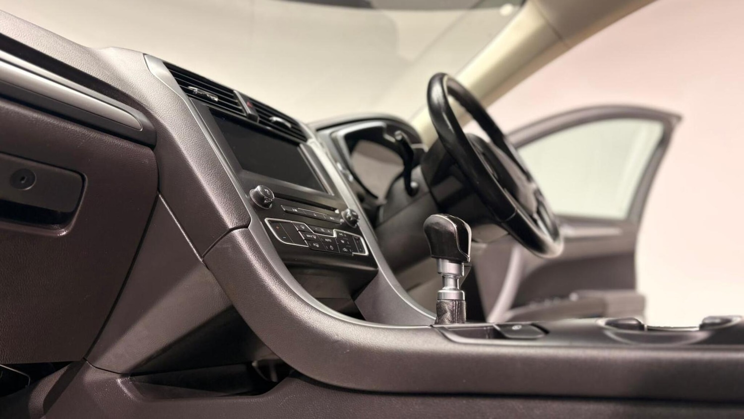 Used Ford Mondeo 2017 for sale - 76976503: Photo 88