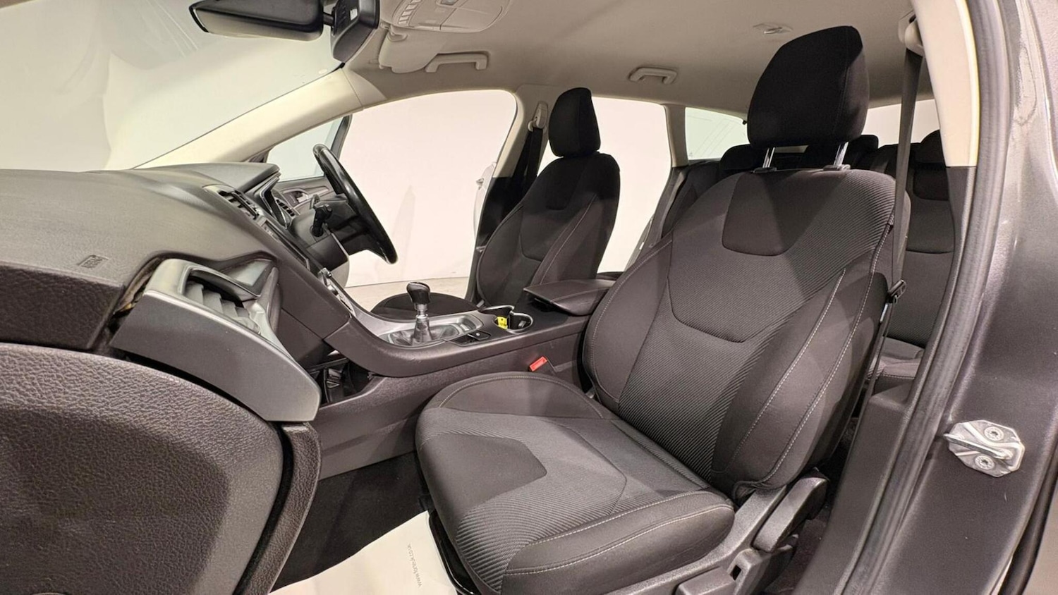 Used Ford Mondeo 2017 for sale - 76976503: Photo 91