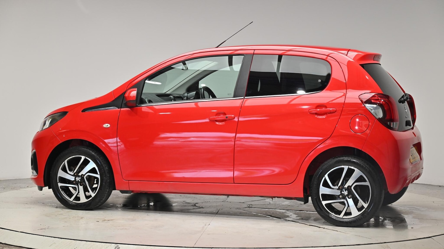 Used Peugeot 108 2015 for sale - 76349498: Photo 22