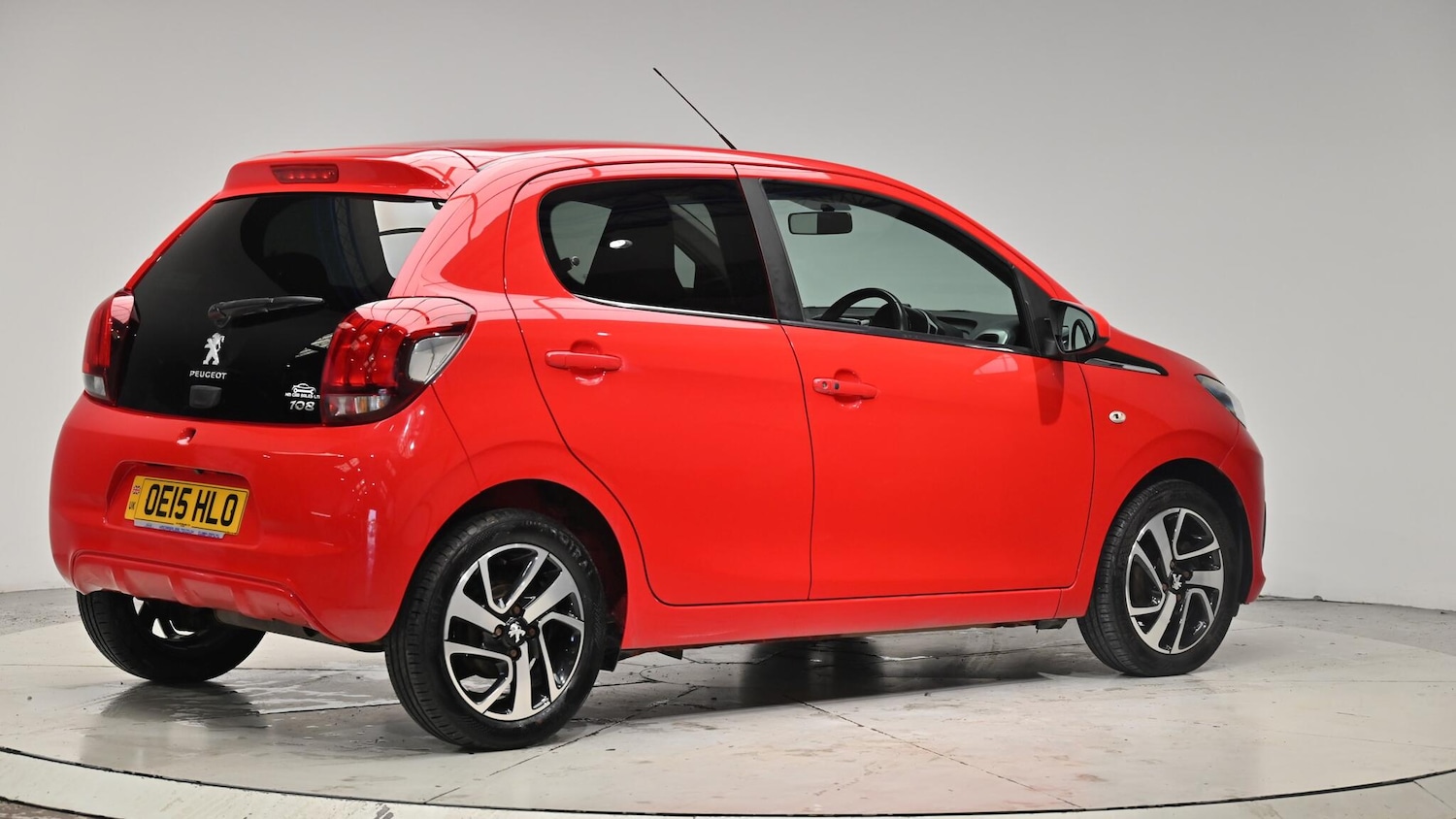 Used Peugeot 108 2015 for sale - 76349498: Photo 34