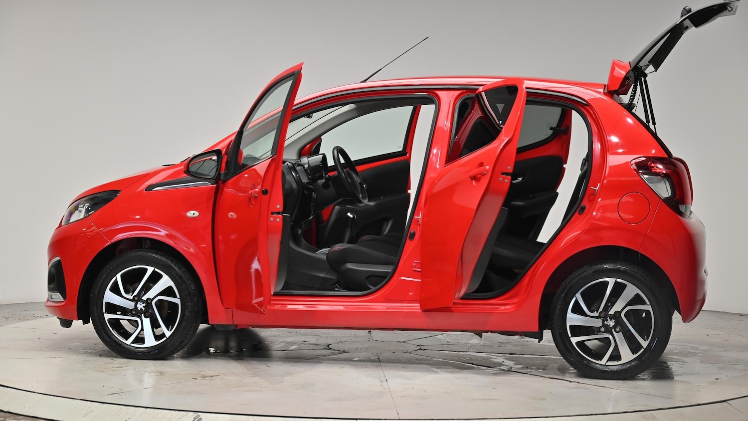 Used Peugeot 108 2015 for sale - 76349498: Photo 57