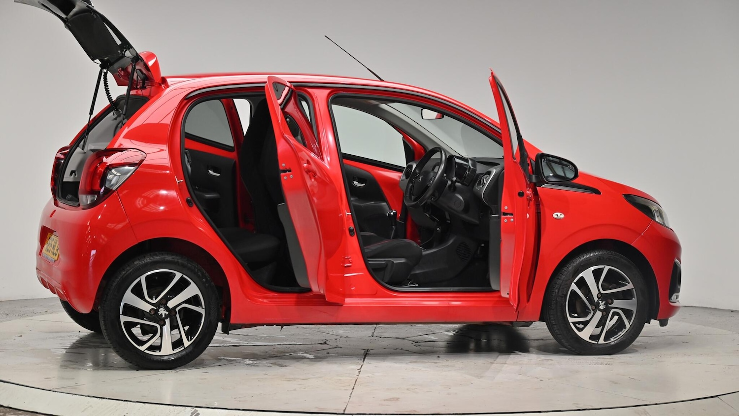 Used Peugeot 108 2015 for sale - 76349498: Photo 72