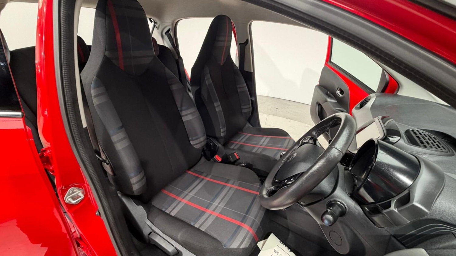 Used Peugeot 108 2015 for sale - 76349498: Photo 82