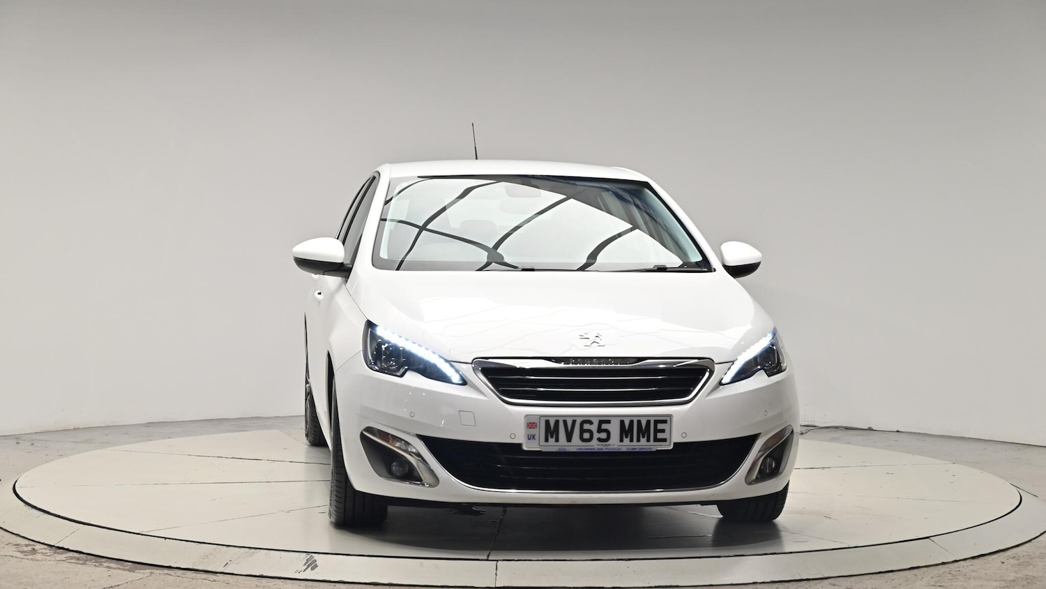 Used Peugeot 308 2015 for sale - 76550404: Photo 10