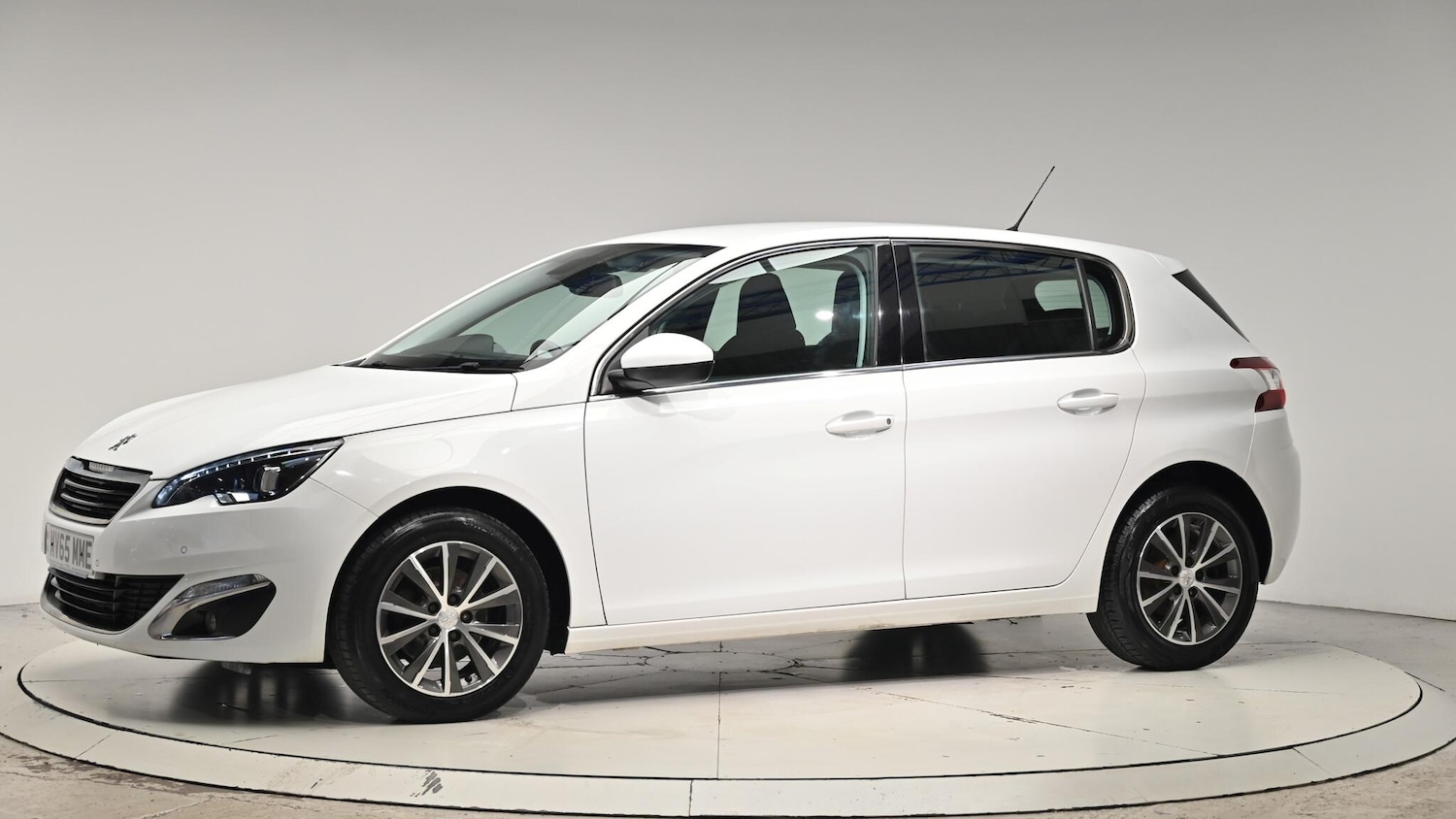 Used Peugeot 308 2015 for sale - 76550404: Photo 17