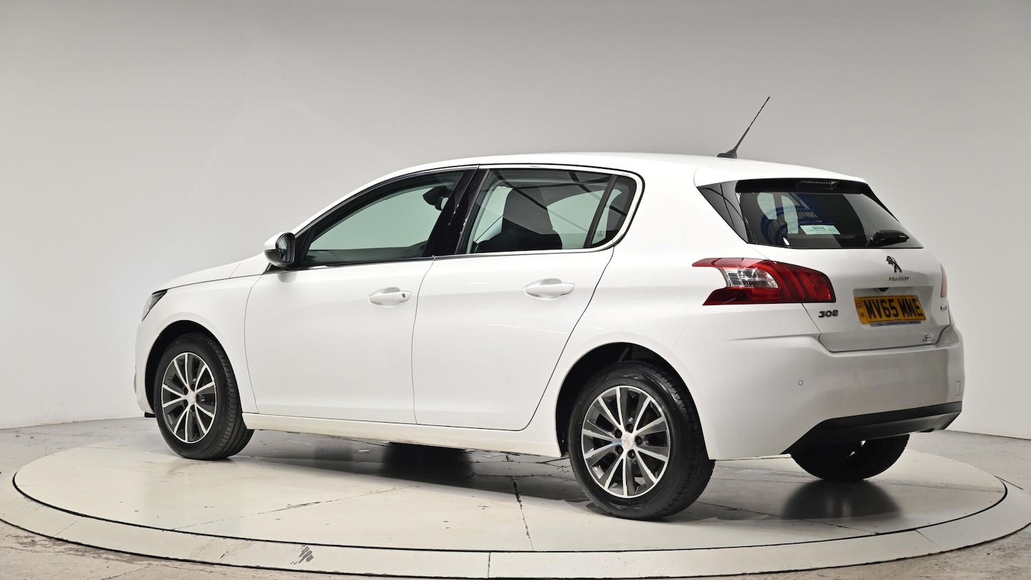 Used Peugeot 308 2015 for sale - 76550404: Photo 24