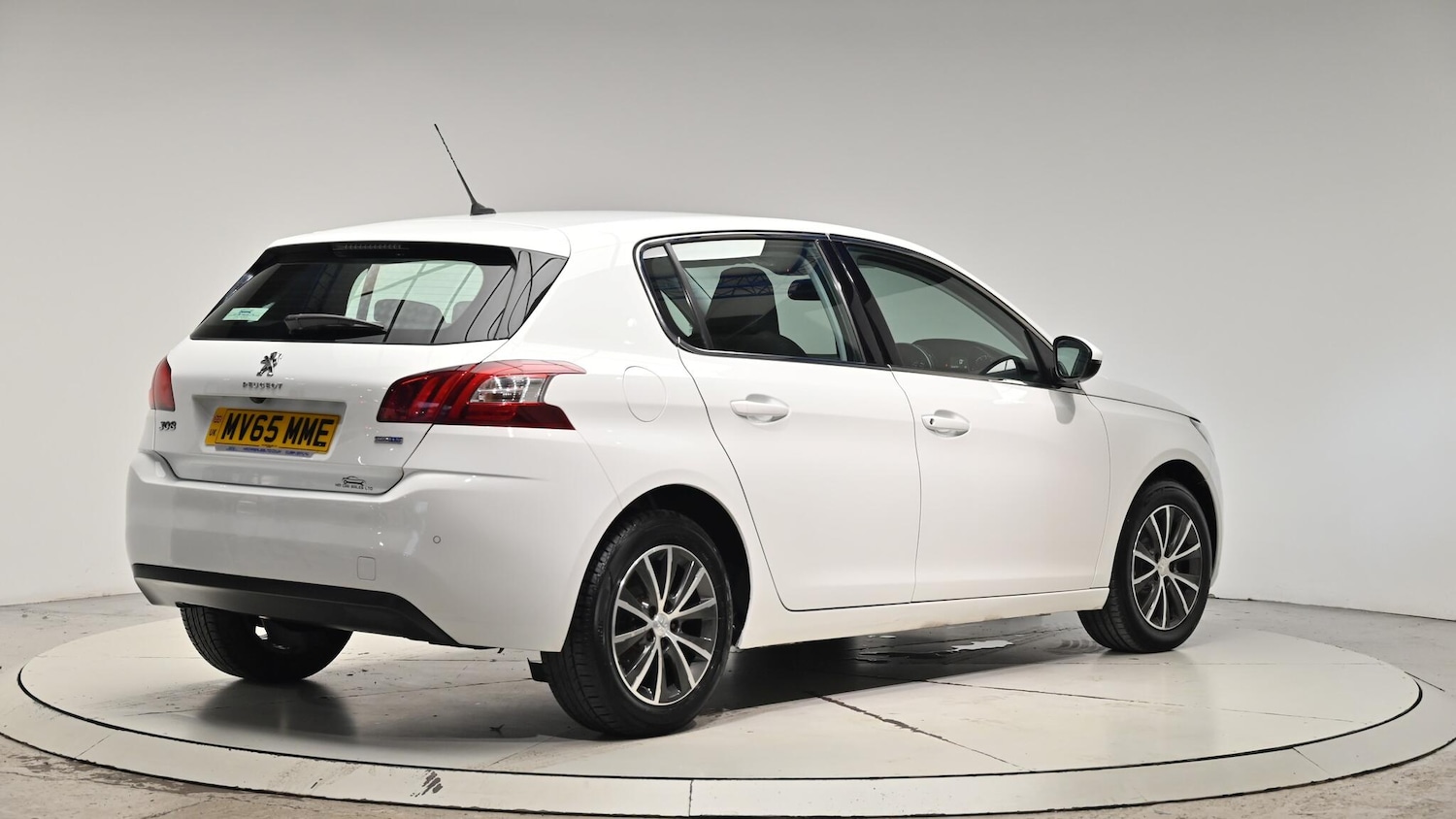 Used Peugeot 308 2015 for sale - 76550404: Photo 33