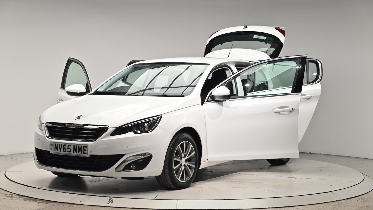 Used Peugeot 308 2015 for sale - 76550404: Photo 50