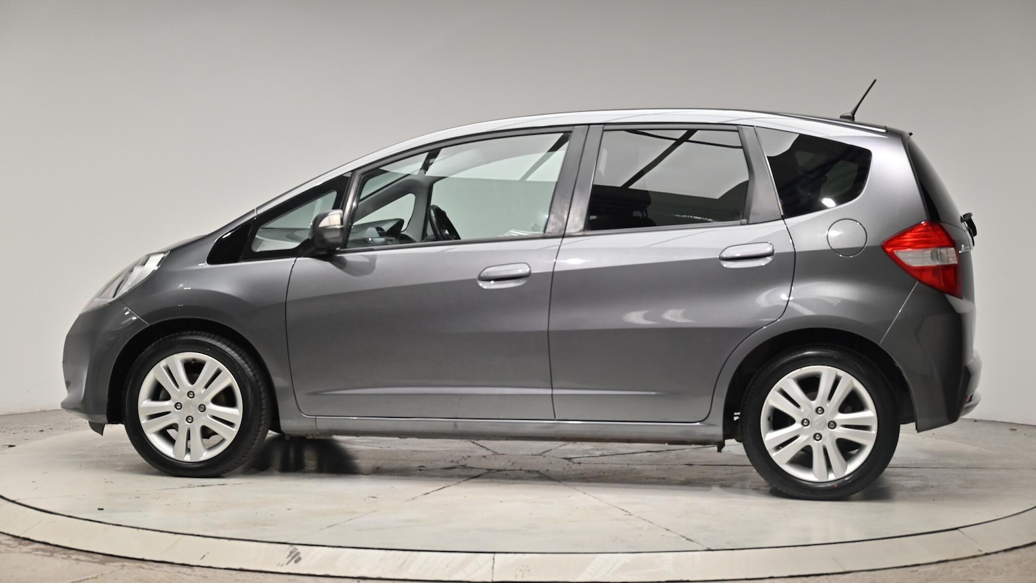 Used Honda Jazz 2014 for sale - 76995585: Photo 21