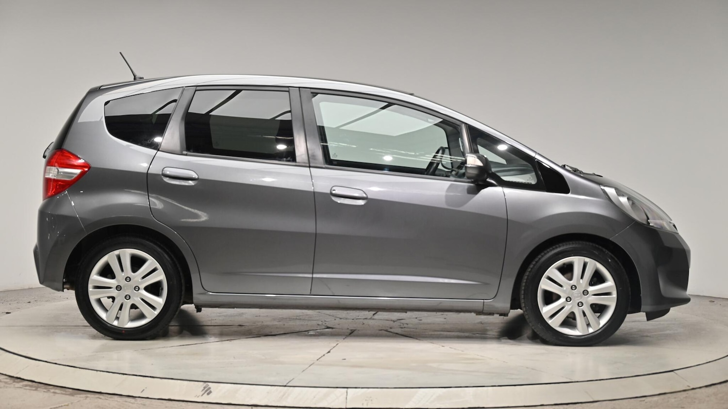 Used Honda Jazz 2014 for sale - 76995585: Photo 38