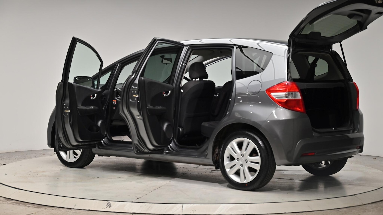 Used Honda Jazz 2014 for sale - 76995585: Photo 60