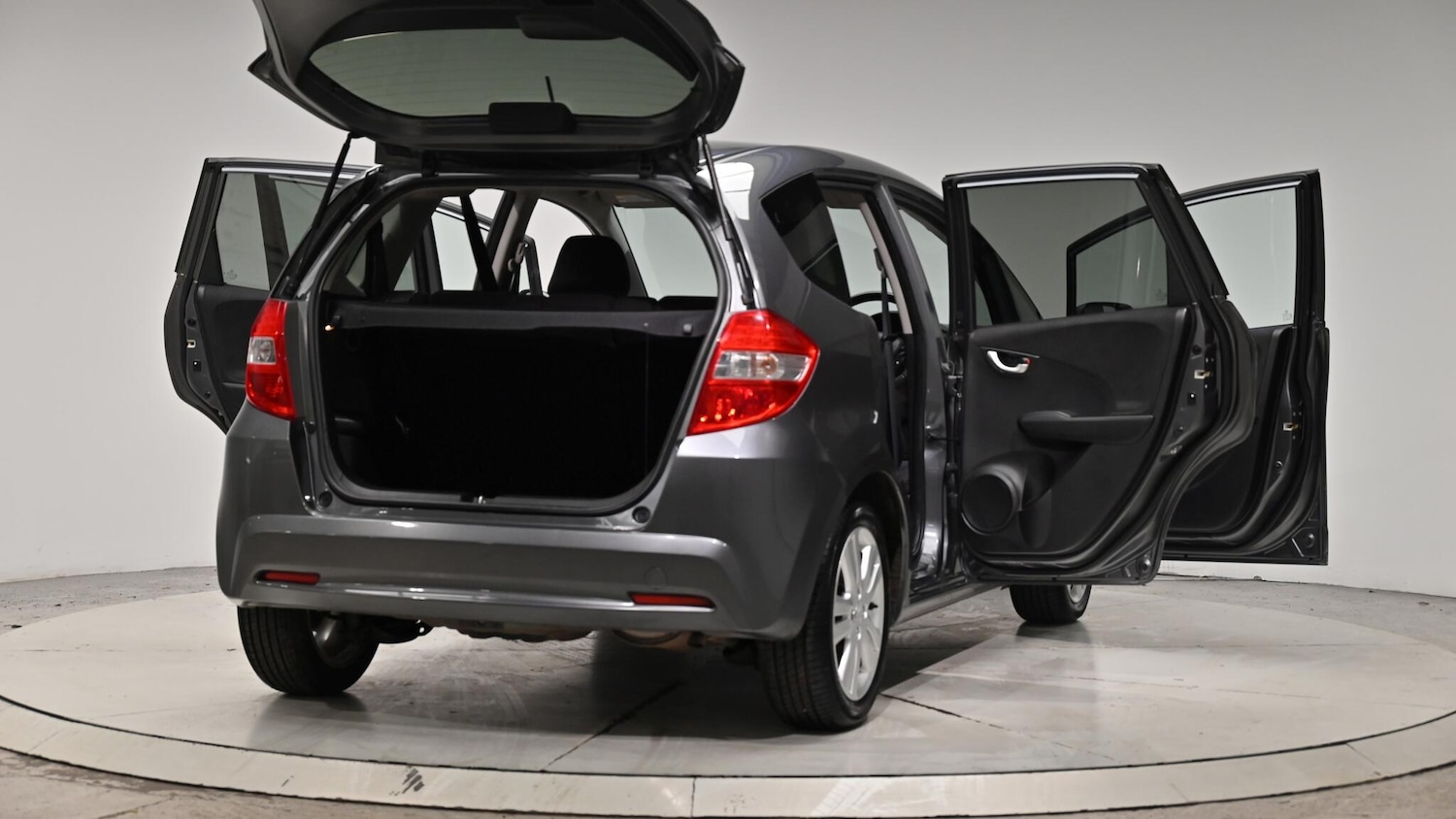 Used Honda Jazz 2014 for sale - 76995585: Photo 67