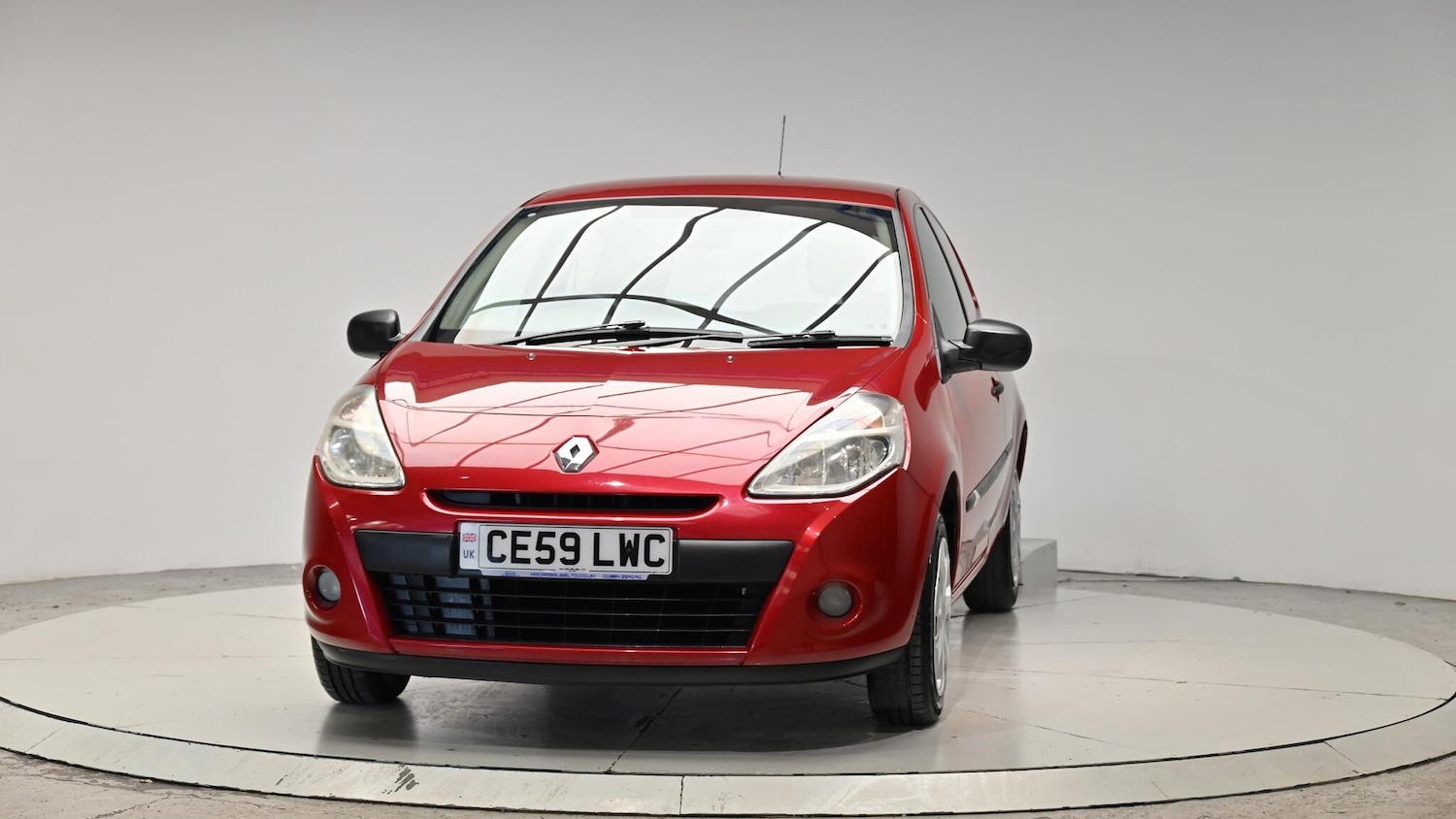 Used Renault Clio 2009 for sale - 76423429: Photo 12