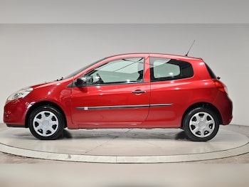 Used Renault Clio 2009 for sale - 76423429: Photo