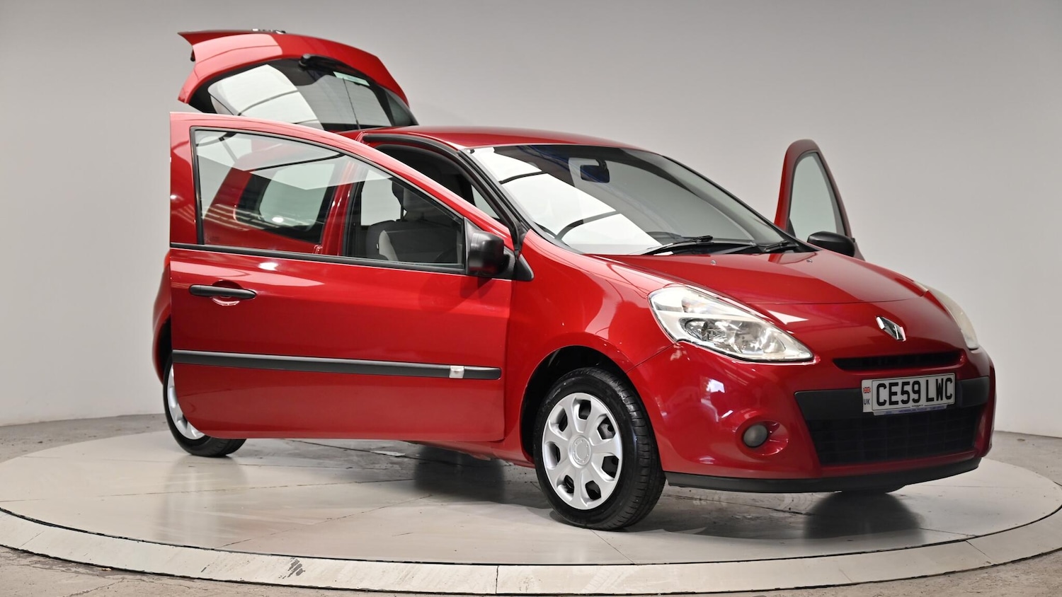 Used Renault Clio 2009 for sale - 76423429: Photo 43