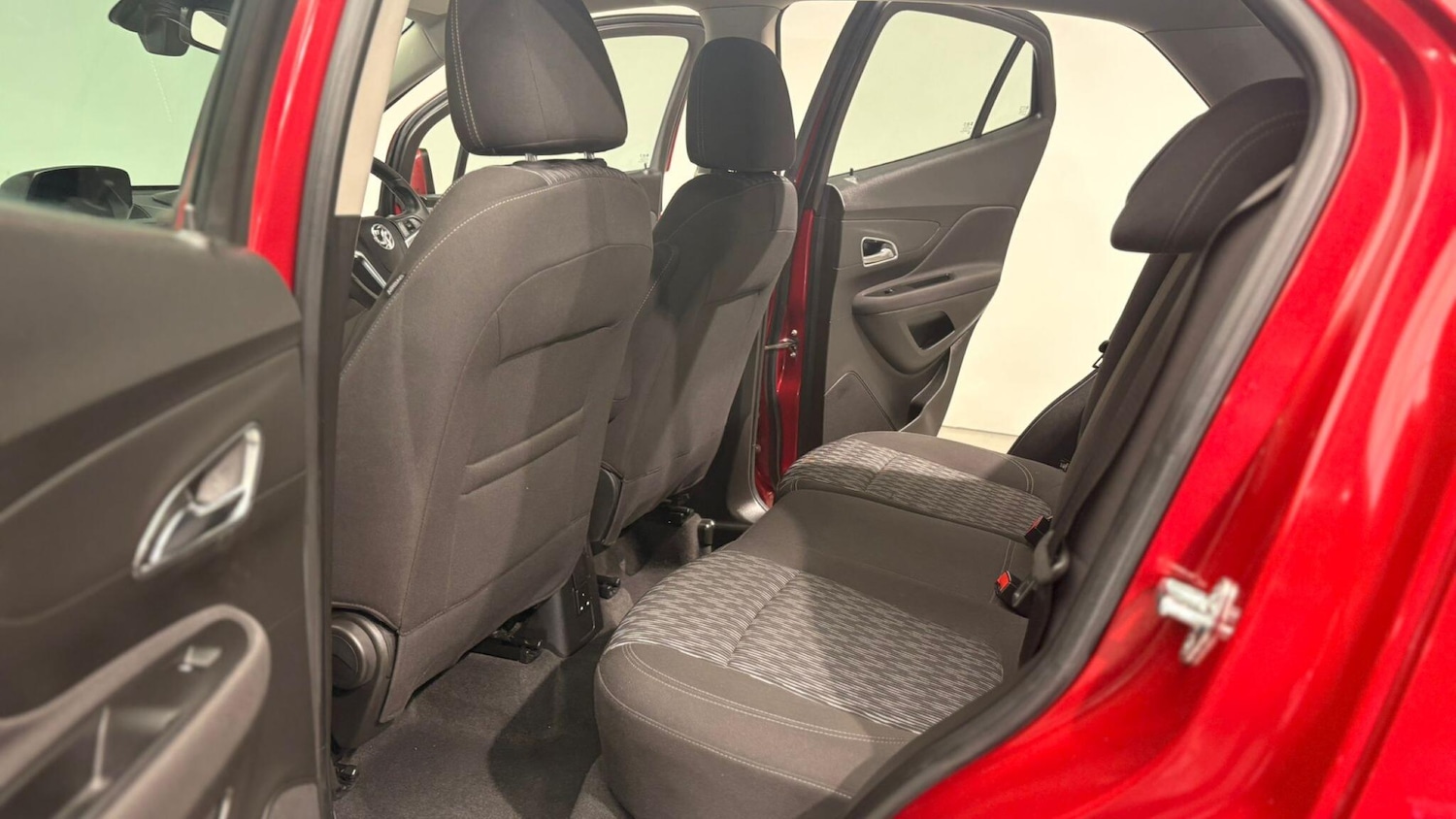 Used Vauxhall Mokka 2015 for sale - 76824804: Photo 82