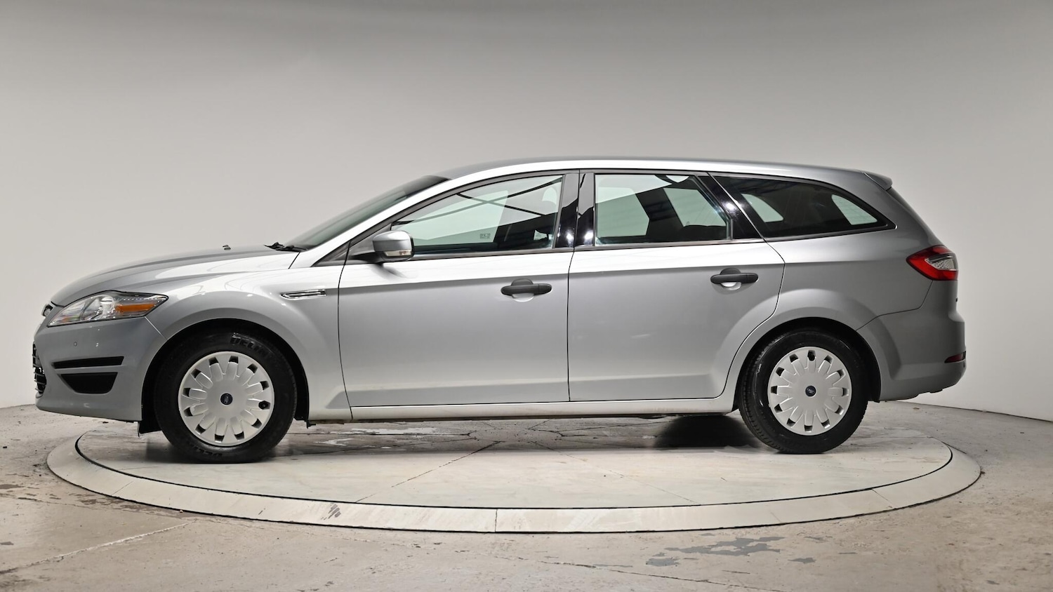 Used Ford Mondeo 2014 for sale - 76399178: Photo 19