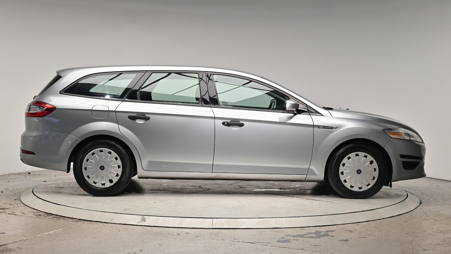 Used Ford Mondeo 2014 for sale - 76399178: Photo 4