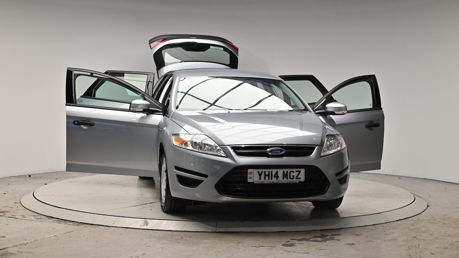 Used Ford Mondeo 2014 for sale - 76399178: Photo 46