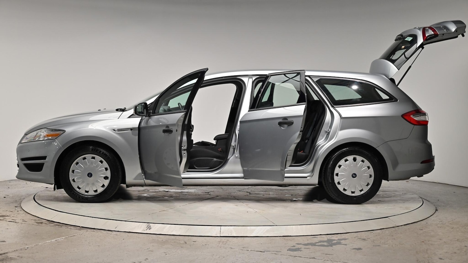 Used Ford Mondeo 2014 for sale - 76399178: Photo 56