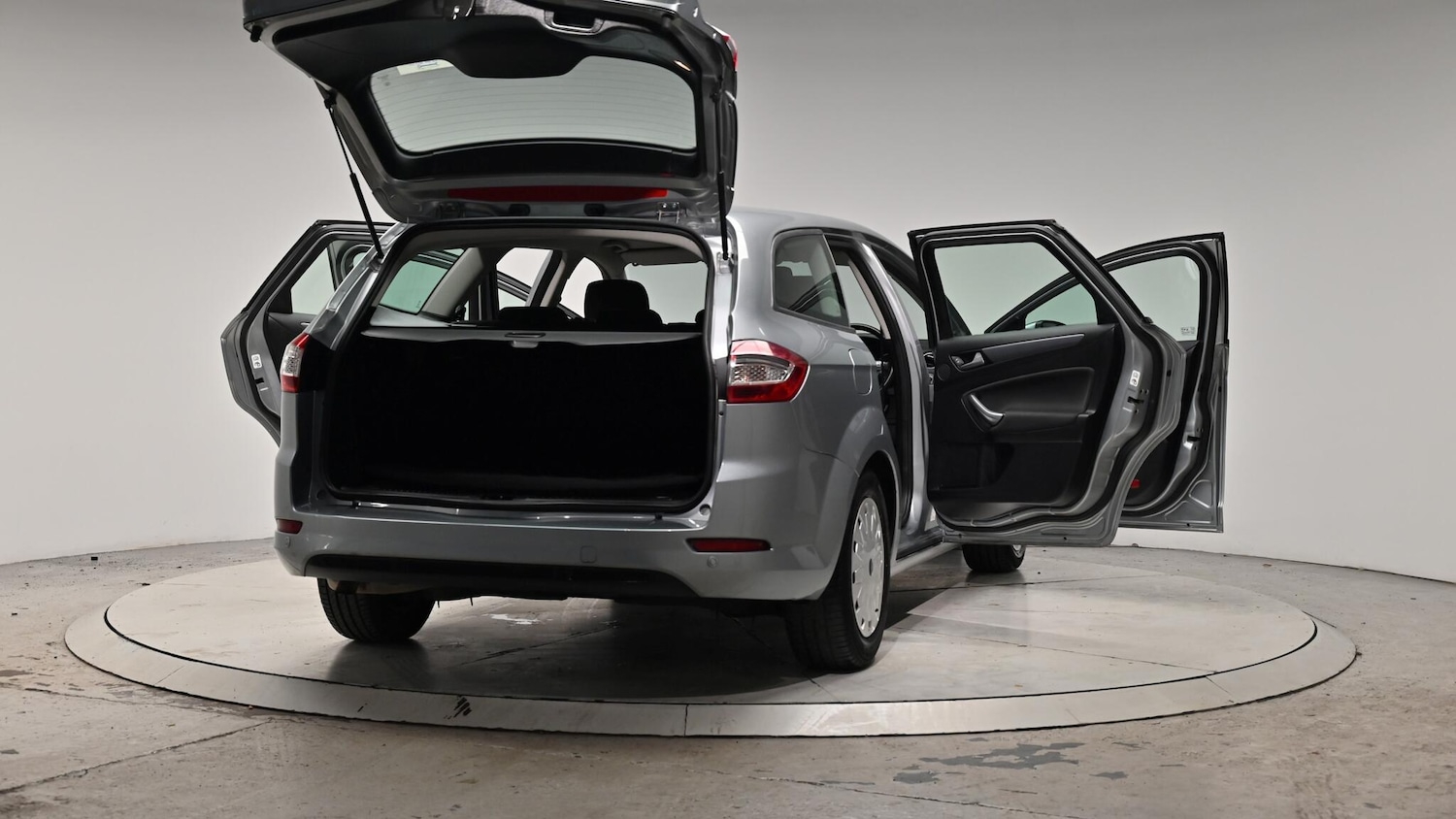 Used Ford Mondeo 2014 for sale - 76399178: Photo 67