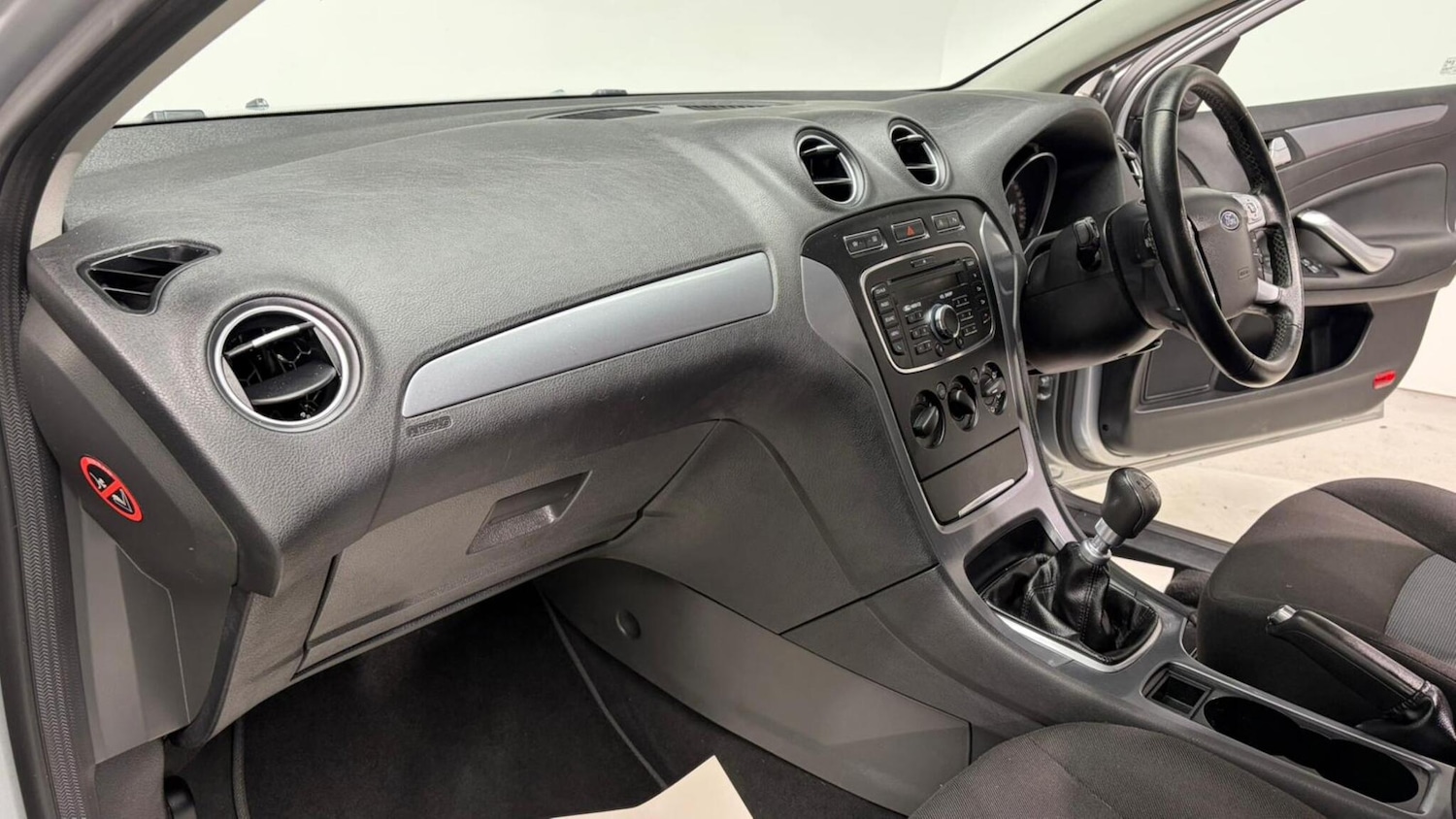 Used Ford Mondeo 2014 for sale - 76399178: Photo 80