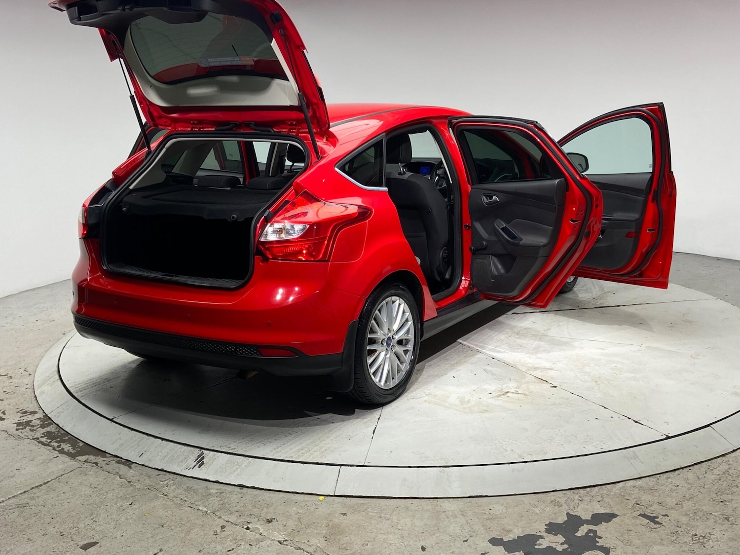 Used Ford Focus 2011 for sale - 76336560: Photo 15