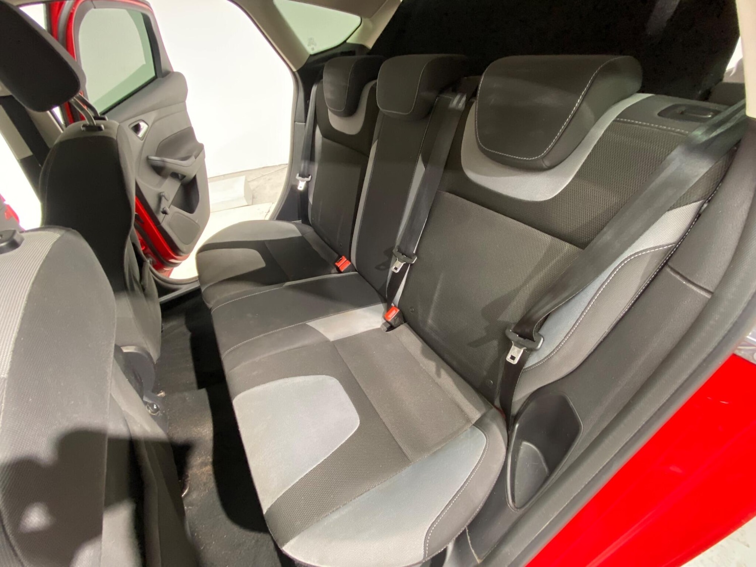 Used Ford Focus 2011 for sale - 76336560: Photo 23