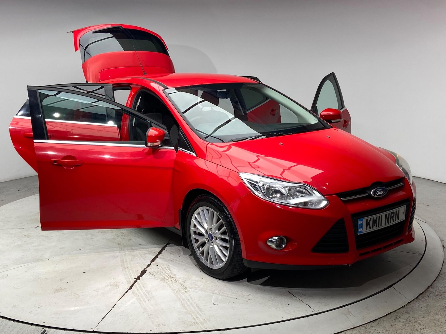 Used Ford Focus 2011 for sale - 76336560: Photo 9