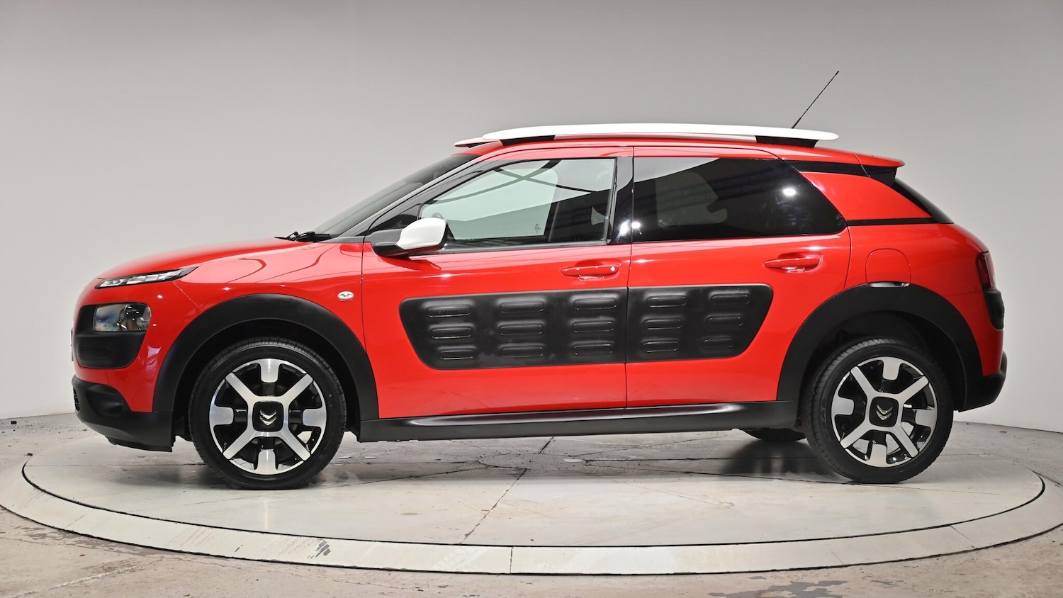 Used Citroen C4 Cactus 2015 for sale - 76993746: Photo 19
