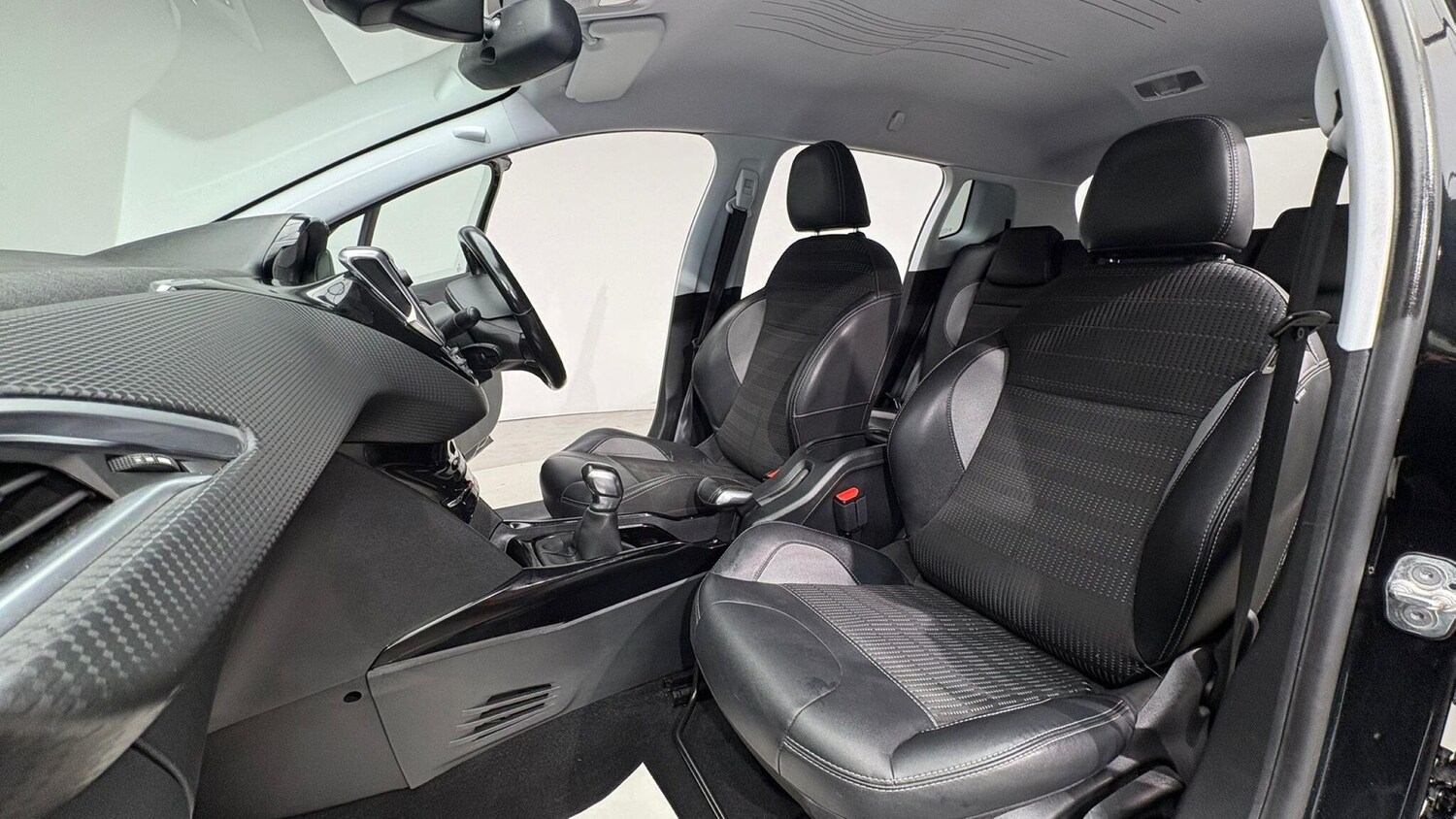 Used Peugeot 2008 2016 for sale - 76269659: Photo 83