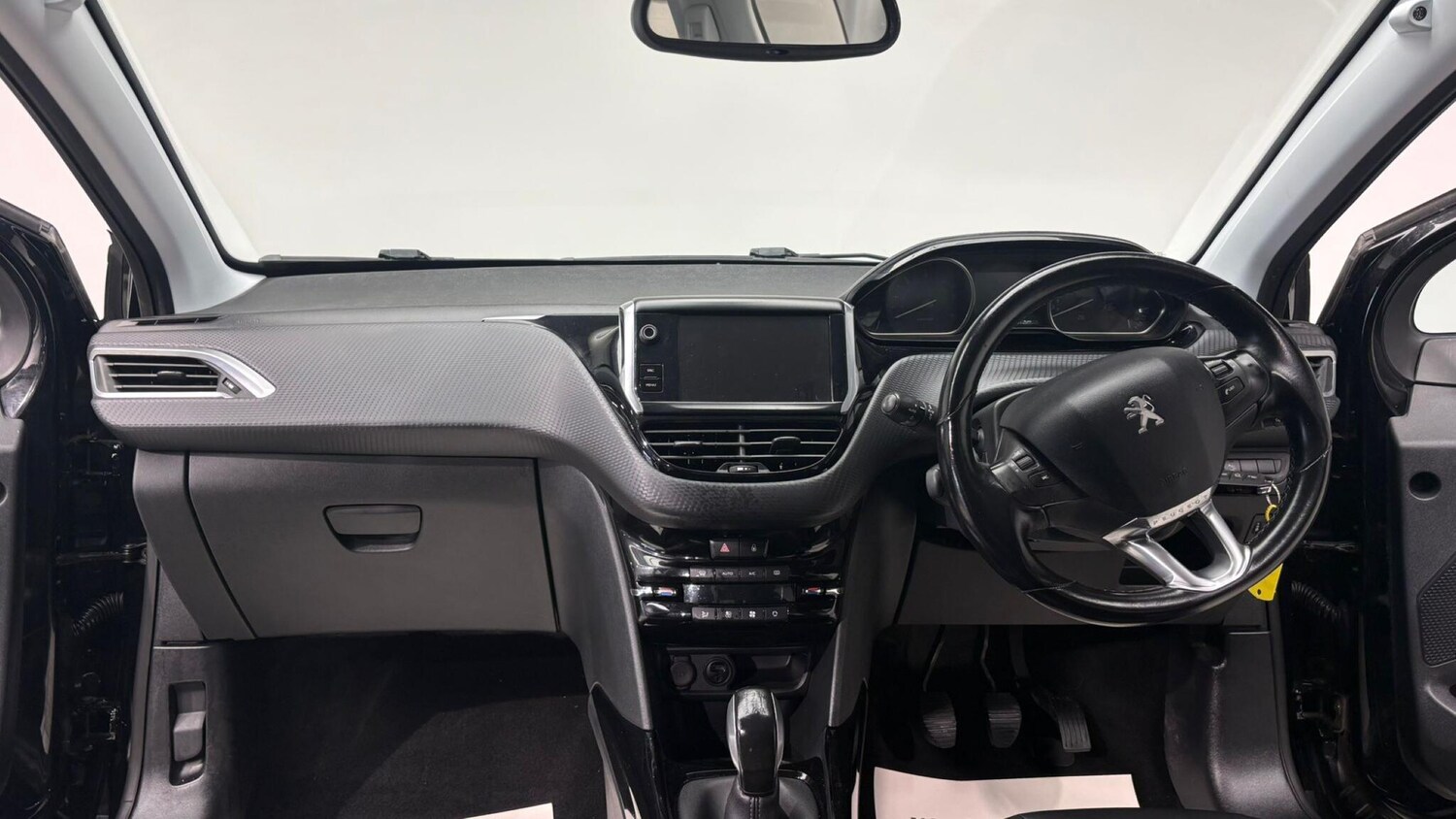 Used Peugeot 2008 2016 for sale - 76269659: Photo 88