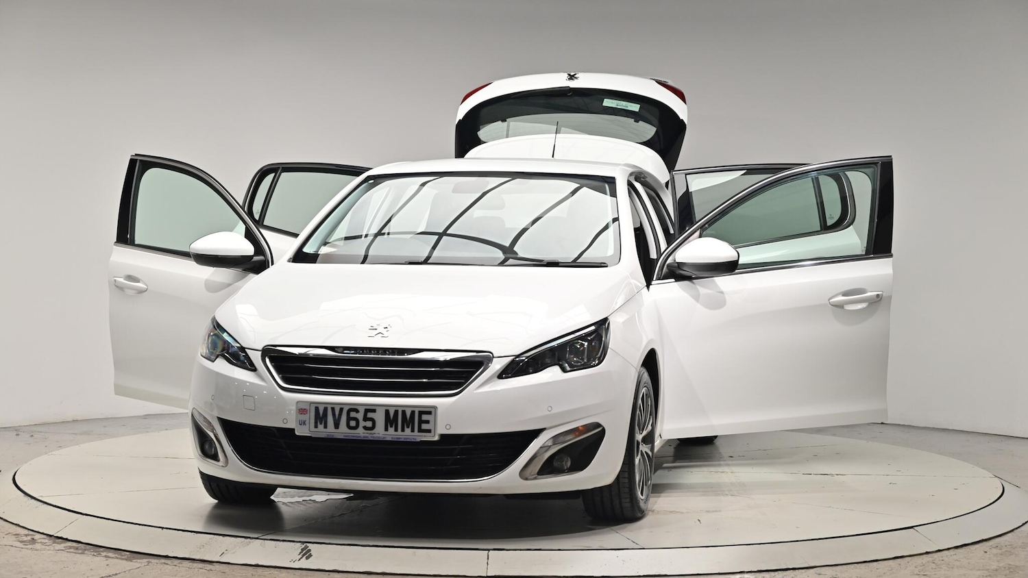 Used Peugeot 308 2015 for sale - 76992702: Photo 48