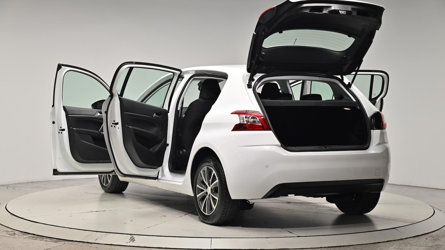 Used Peugeot 308 2015 for sale - 76992702: Photo 62