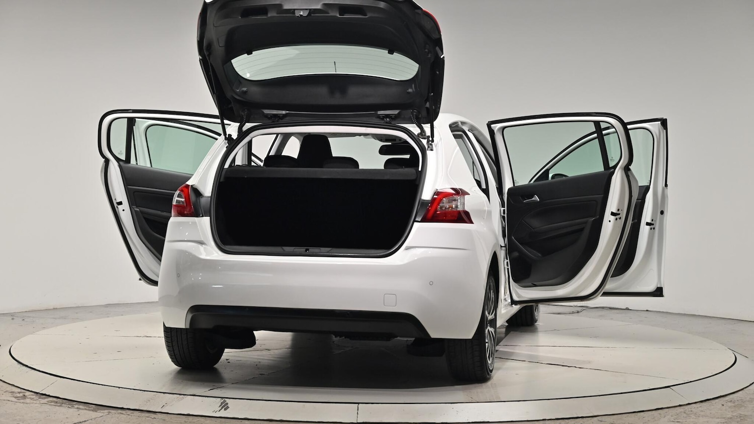 Used Peugeot 308 2015 for sale - 76992702: Photo 66