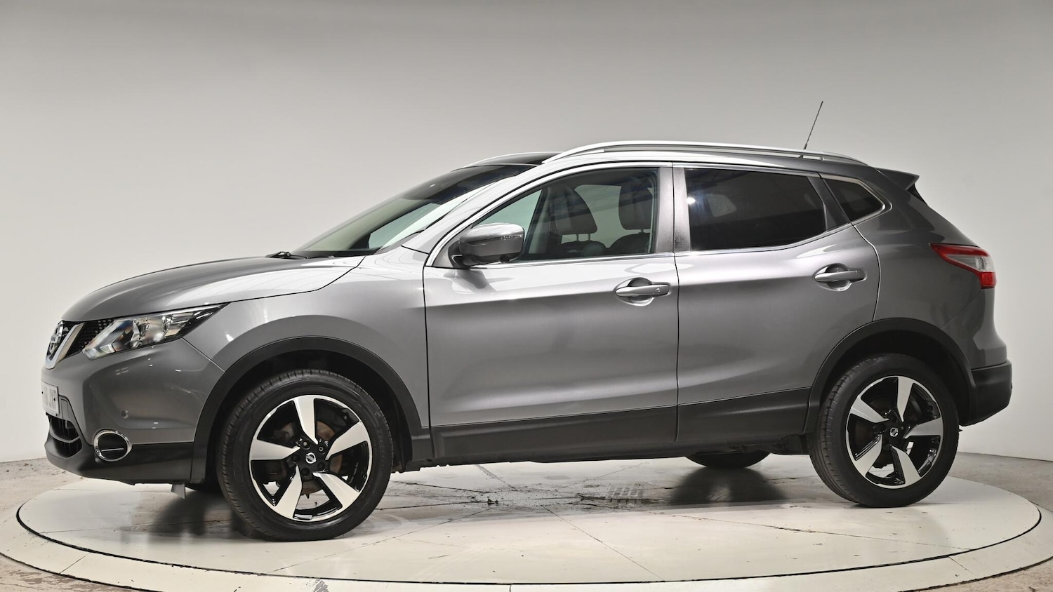 Used Nissan Qashqai 2017 for sale - 76994641: Photo 18