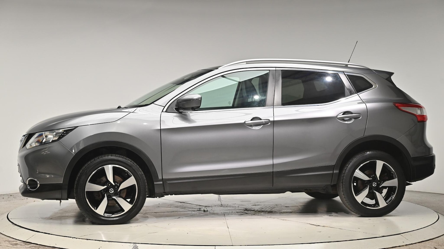 Used Nissan Qashqai 2017 for sale - 76994641: Photo 19