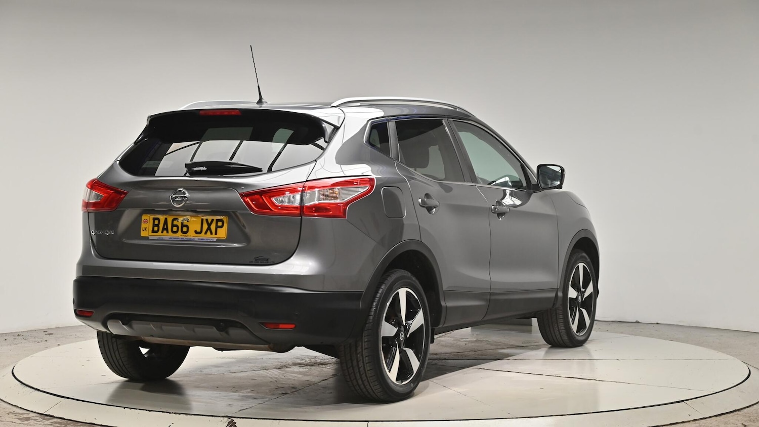 Used Nissan Qashqai 2017 for sale - 76994641: Photo 32