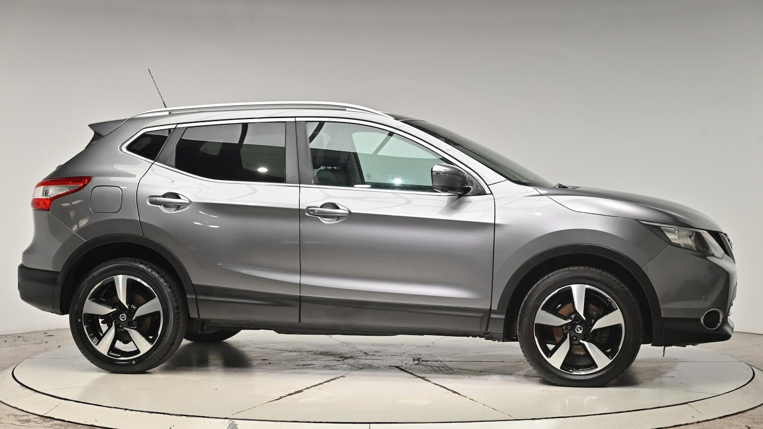 Used Nissan Qashqai 2017 for sale - 76994641: Photo 39