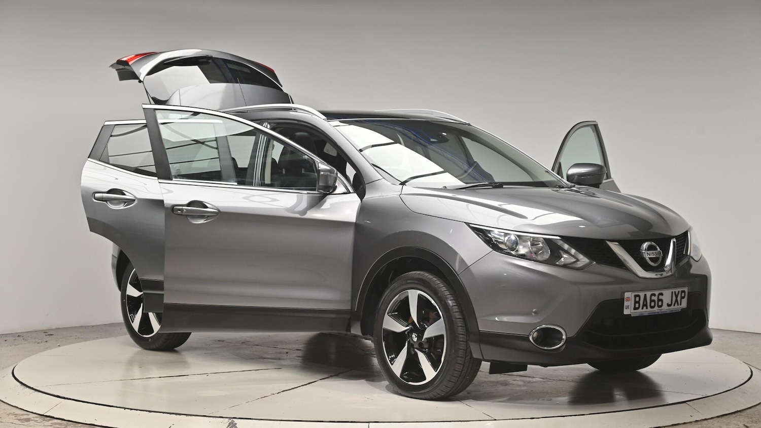 Used Nissan Qashqai 2017 for sale - 76994641: Photo 43