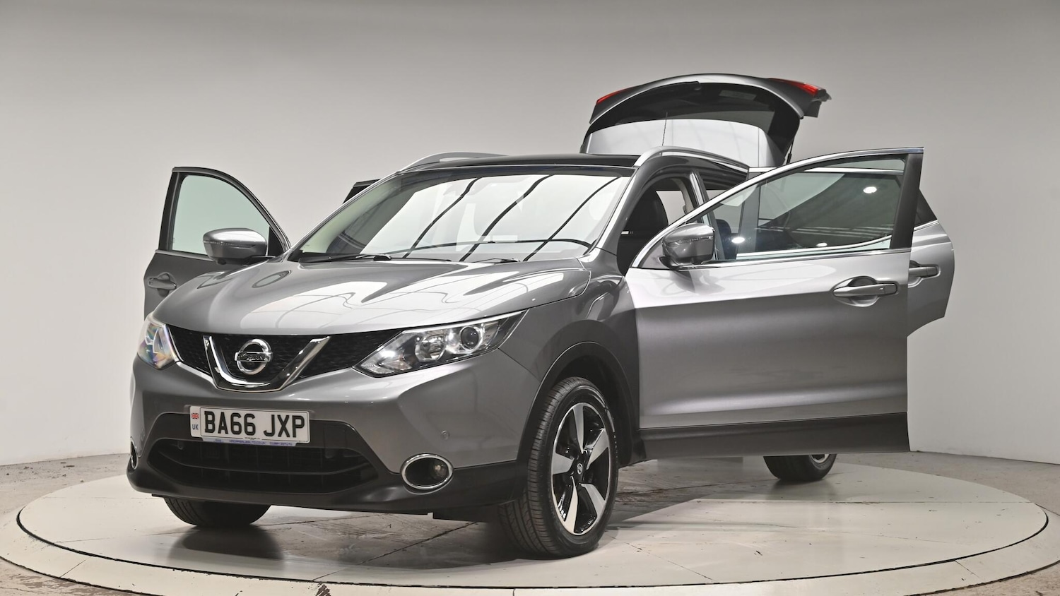 Used Nissan Qashqai 2017 for sale - 76994641: Photo 50