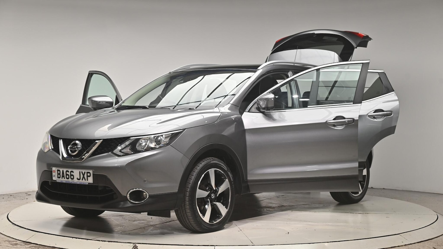 Used Nissan Qashqai 2017 for sale - 76994641: Photo 51