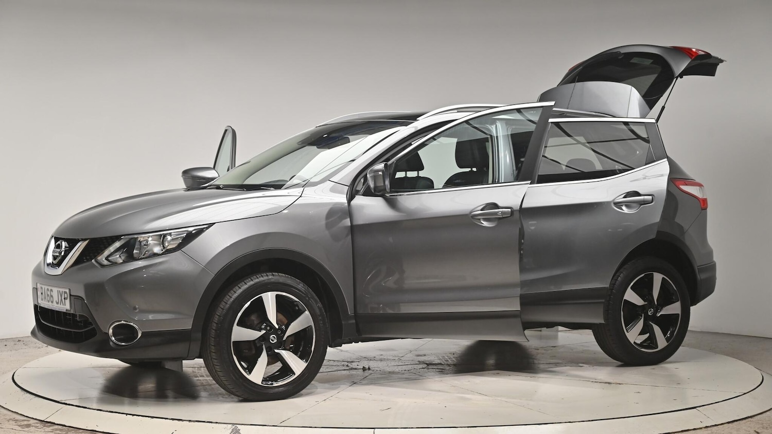 Used Nissan Qashqai 2017 for sale - 76994641: Photo 53