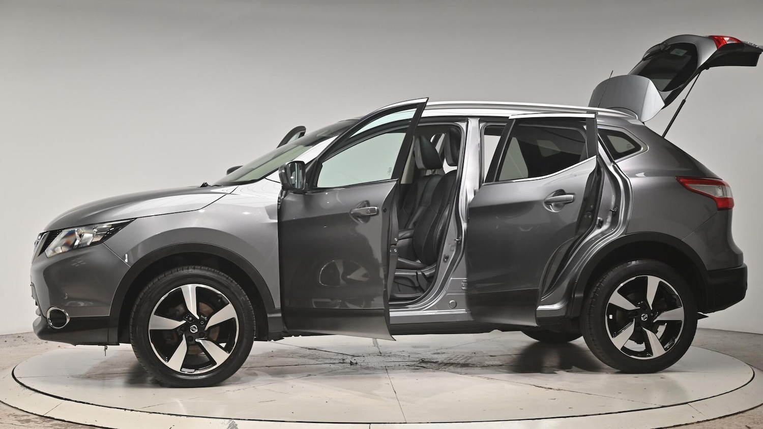 Used Nissan Qashqai 2017 for sale - 76994641: Photo 55