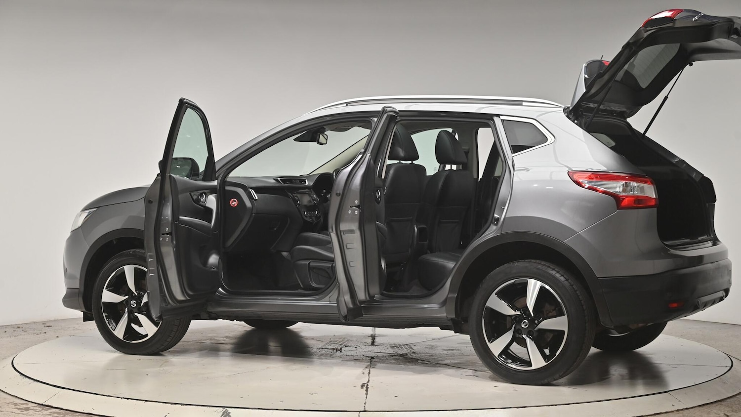 Used Nissan Qashqai 2017 for sale - 76994641: Photo 59