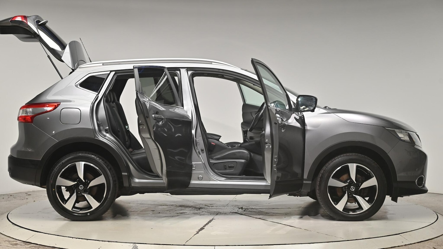 Used Nissan Qashqai 2017 for sale - 76994641: Photo 74